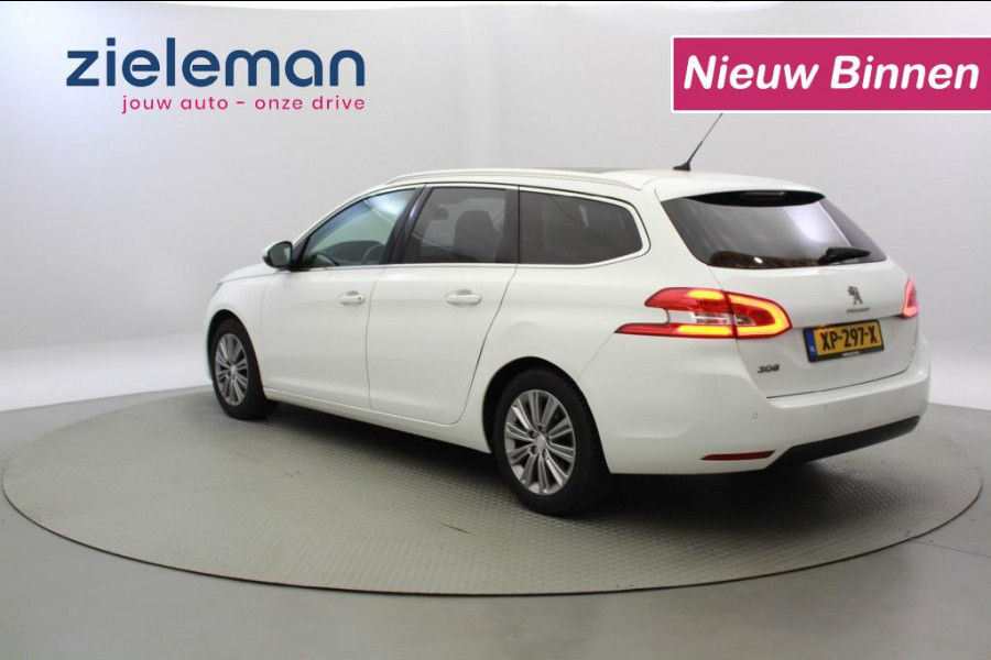 Peugeot 308 SW 1.2 PureTech Premium Automaat - Leer, Panorama