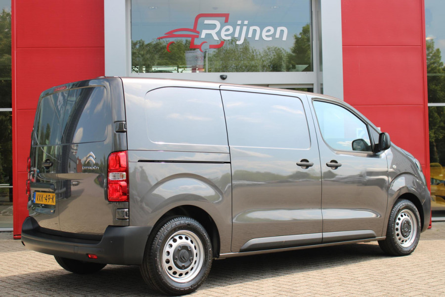 Citroën ë-Jumpy L2 136PK AUTOMAAT 75 kWh | NAVIGATIE 10" TOUCHSCREEN | ACHTERUITRIJ CAMERA | APPLE CARPLAY/ANDROID AUTO | PARKEERSENSOREN | CRUISE CONTROL | DAB+ RADIO | NIEUWE BUS! | 3-ZITS |