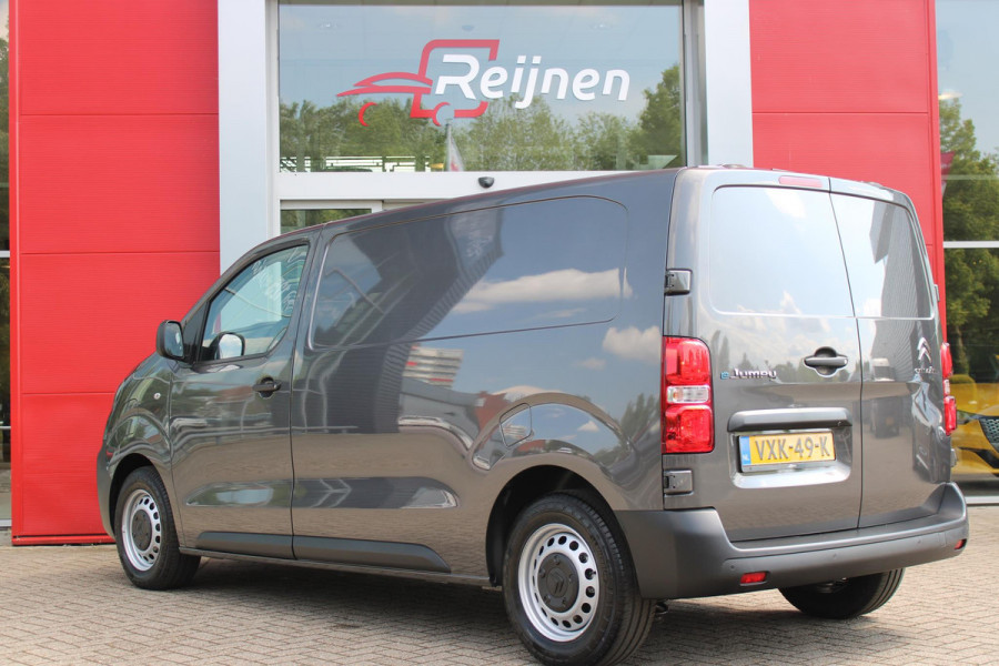 Citroën ë-Jumpy L2 136PK AUTOMAAT 75 kWh | NAVIGATIE 10" TOUCHSCREEN | ACHTERUITRIJ CAMERA | APPLE CARPLAY/ANDROID AUTO | PARKEERSENSOREN | CRUISE CONTROL | DAB+ RADIO | NIEUWE BUS! | 3-ZITS |