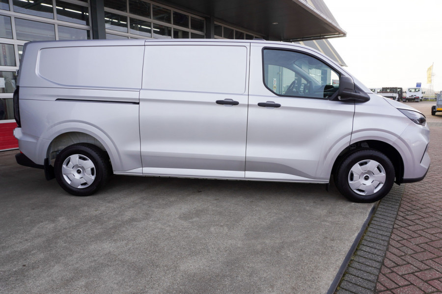 Ford Transit Custom 320L 2.0 TDCI 170PK L2H1 Trend Automaat Schuifdeur L / R Nr. V038 | Airco | Adap.Cruise | Navi | Camera | Blis