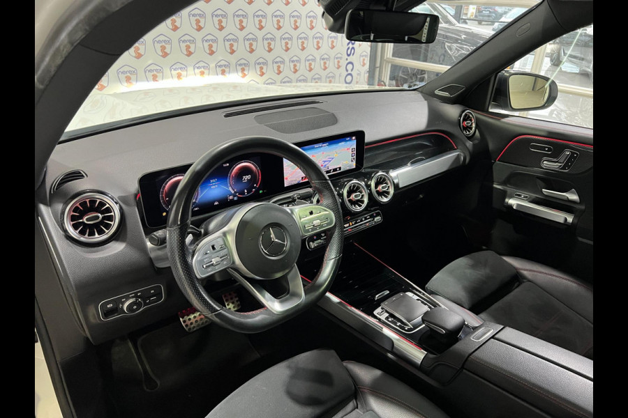 Mercedes-Benz Glb 250 4MATIC AMG Line/MEMORY/PANO/BURMESTER/APPLE-CARPLAY/KEYLESS/360CAM/WIDESCREEN/