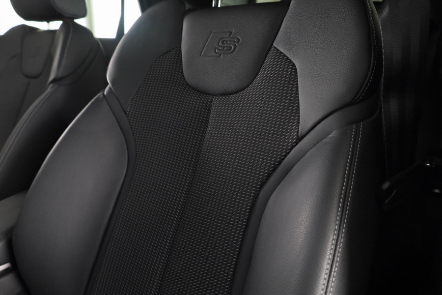 Audi Q2 35 TFSI S Edition 150pk S-Tronic | Panoramadak | Adaptieve cruise controle | Stoelverwarming | Optiekpakket Zwart Plus