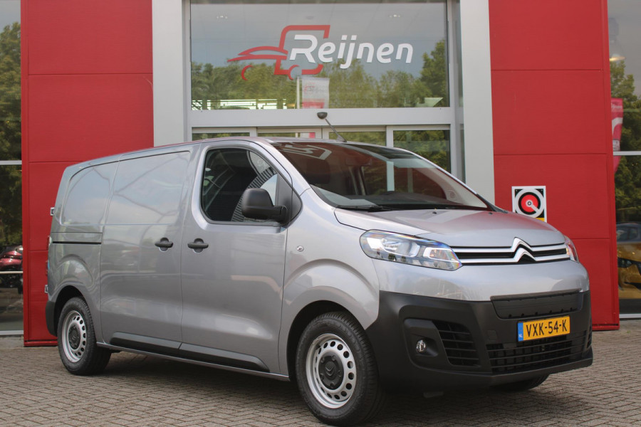 Citroën ë-Jumpy L2 136PK AUTOMAAT 75 kWh | 18 STUKS OP VOORRAAD! | NAVIGATIE 10" TOUCHSCREEN | ACHTERUITRIJ CAMERA | APPLE CARPLAY/ANDROID AUTO | PARKEERSENSOREN | CRUISE CONTROL | DAB+ RADIO | NIEUWE BUS! | 3-ZITS |