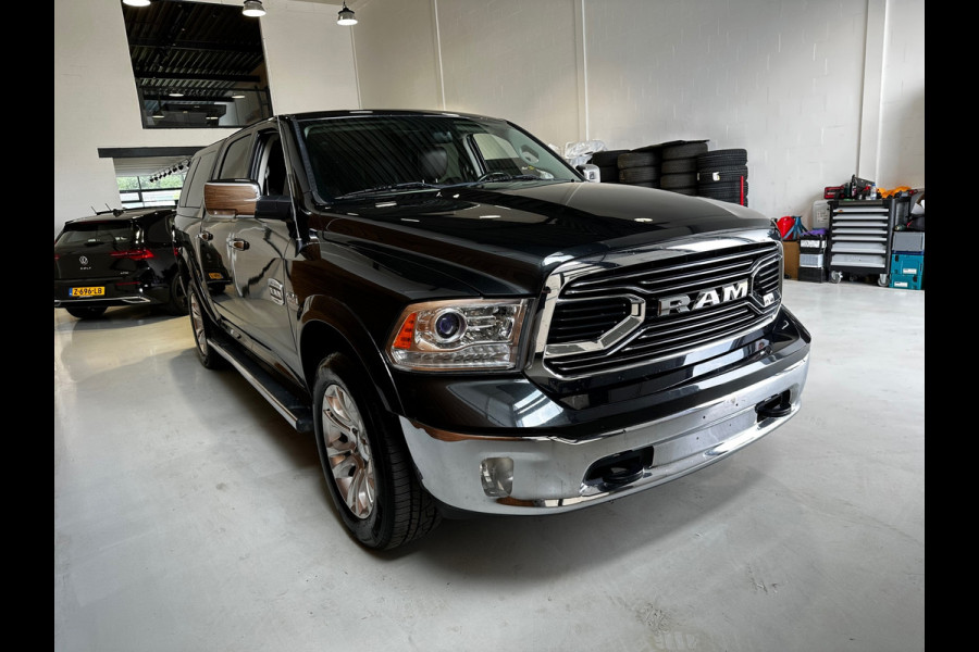 Dodge Ram 1500 5.7 V8 4x4 Crew Cab Longhorn | Full option | Luchtvering | Camera | Closed Cab | Top staat! |