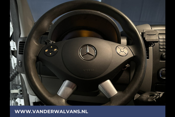 Mercedes-Benz Sprinter 316 CDI 163pk L2H1 Euro6 Airco | 2800kg Trekhaak | Omvormer | Cruisecontrol Chauffeursstoel, Parkeersensoren