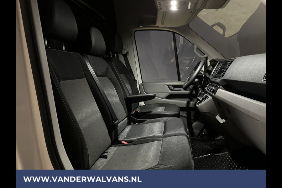 Volkswagen Crafter 2.0TDI 140pk L4H3 L3H2 Euro6 Airco | Camera | Apple Carplay | Parkeersensoren Android Auto, Bijrijdersbank, 3000kg Trekvermogen