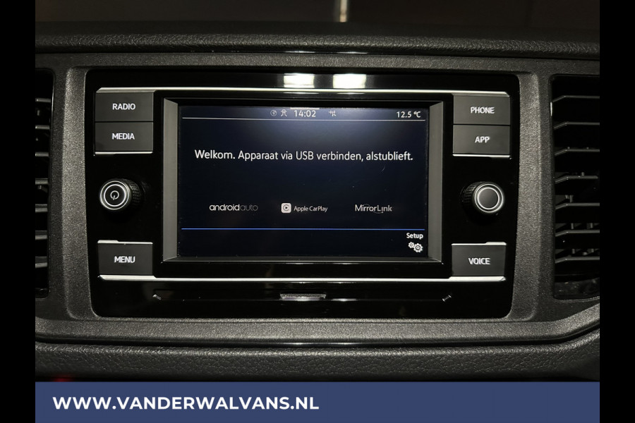 Volkswagen Crafter 2.0TDI 140pk L4H3 L3H2 Euro6 Airco | Camera | Apple Carplay | Parkeersensoren Android Auto, Bijrijdersbank, 3000kg Trekvermogen