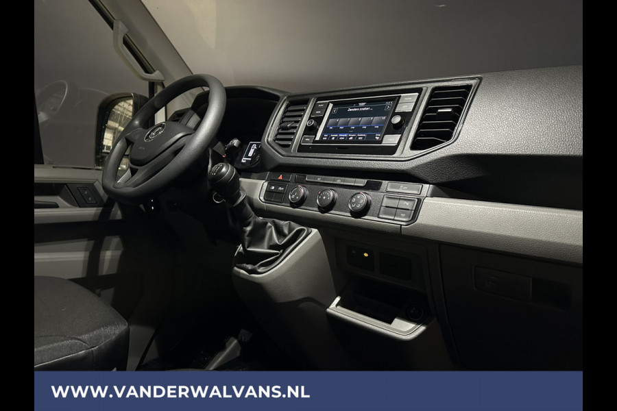 Volkswagen Crafter 2.0TDI 140pk L4H3 L3H2 Euro6 Airco | Camera | Apple Carplay | Parkeersensoren Android Auto, Bijrijdersbank, 3000kg Trekvermogen