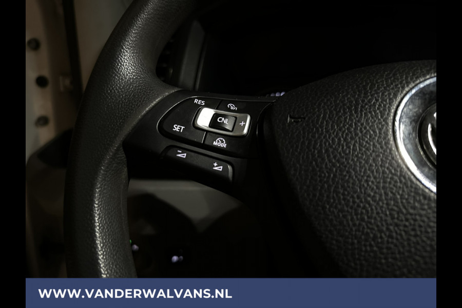 Volkswagen Crafter 50 2.0 TDI 177pk **BPM VRIJ voor de Ondernemer** Bakwagen Dubbel Lucht Laadklep Zijdeur Euro6 Airco | Camera Apple Carplay, Android Auto, Chauffeursstoel, Cruisecontrol, Bijrijdersbank