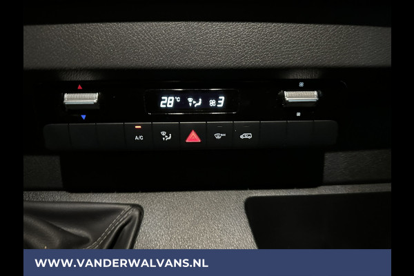 Mercedes-Benz Sprinter 317 CDI 170pk L3H2 Euro6 Airco | Stoelverwarming | Cruisecontrol | Camera Chauffeursstoel, 270graden achterdeuren, Apple carplay + Android auto, MBUX