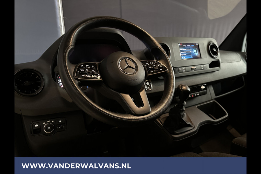 Mercedes-Benz Sprinter 317 CDI 170pk L3H2 Euro6 Airco | Camera | Cruisecontrol | Apple Carplay | Stoelverwarming, Bijrijdersbank, MBUX