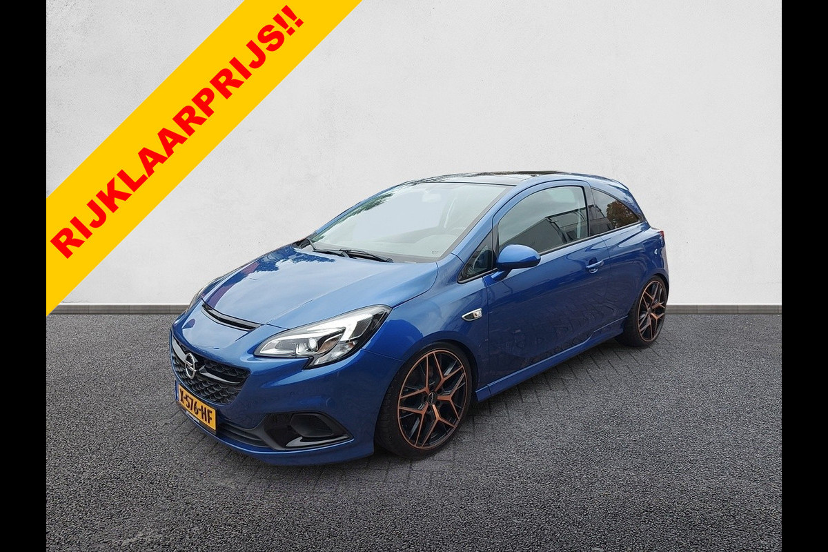 Opel Corsa 1.6 Turbo OPC Nurnberg Edit. airco,cruisecontrol,parkeersensoren achter,panoramadak,