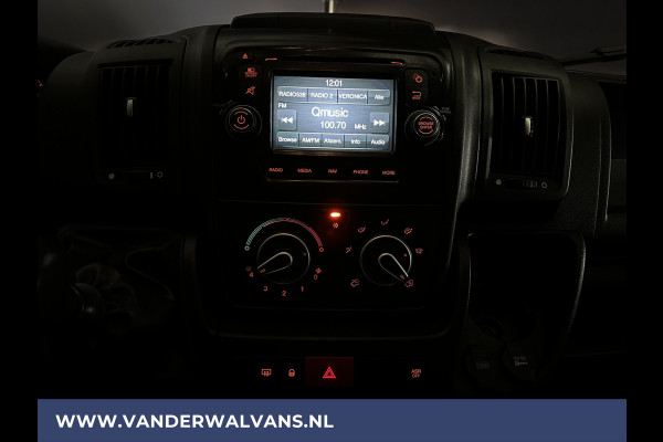 Peugeot Boxer 2.0 BlueHDI 110PK L1H1 Euro6 Airco | Navigatie | Camera | Cruisecontrol | Parkeersensoren LED, Bluetooth-telefoonvoorbereiding
