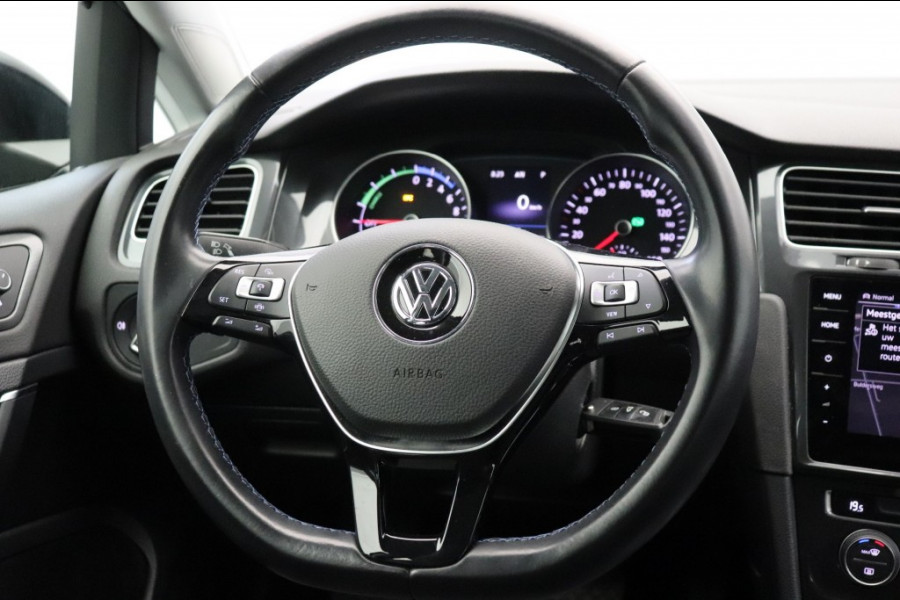 Volkswagen Golf E-Golf Sportsline (14.000,- NA SUBSIDIE) - CarPlay, PDC, LED