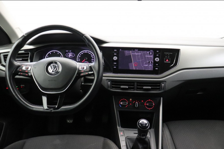 Volkswagen Polo 1.0 TSI Comfortline Business - CarPlay, Adaptive Cruise