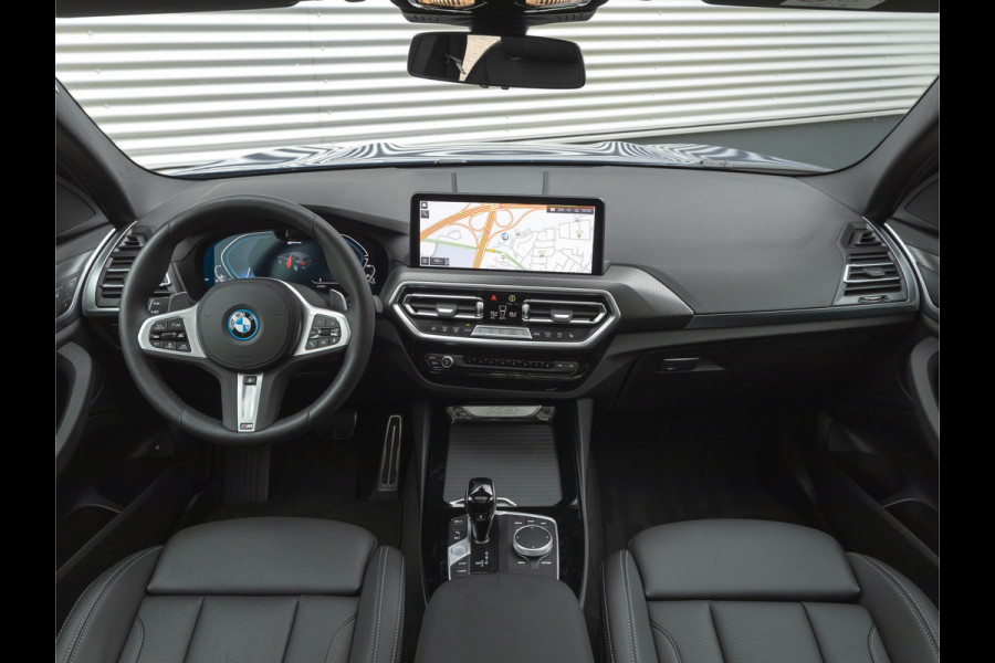 BMW X3 xDrive30e M-Sport - Pano - Driving Ass Prof - Stuurwiel Verwarmd - Trekhaak