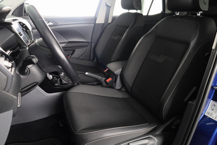 Volkswagen T-Cross 1.0 TSI Life 115 pk Automaat (DSG) | Navigatie | Parkeersensoren | Adaptieve cruise control |