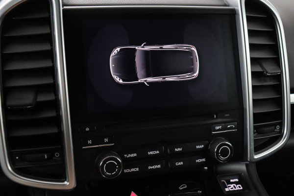 Porsche Cayenne 3.0 S E-Hybrid | Leder | Bose | Carplay | Navigatie | Xenon | Climate control | PDC | Bluetooth | Cruise control