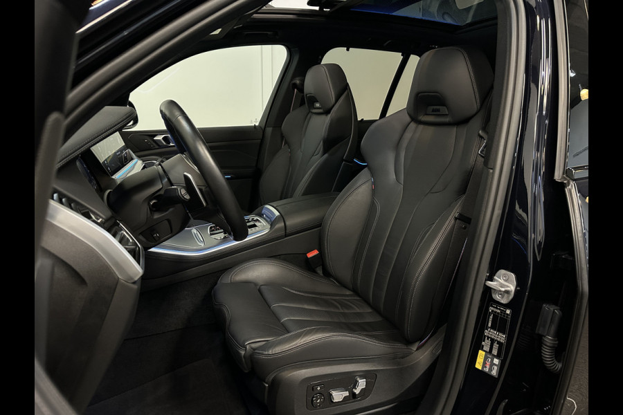 BMW X5 45e M-Performance Seats | Night Vision | Sky-Lounge Pano | 360 View | 22" | Acc | Laser | HK Sound | Achterasbesturing | M-gordels | Glaspook | Softclose | Individual | Luchtvering | Head-Up | Dodehoek | Carplay | Draadloos laden | Rijklaarprijs.