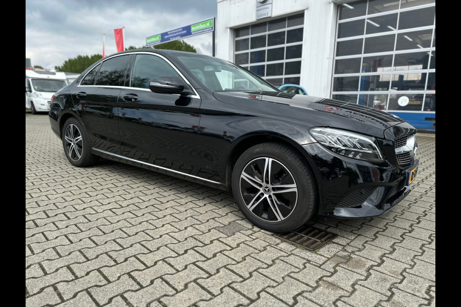 Mercedes-Benz C-Klasse 180 Business Solution Luxury