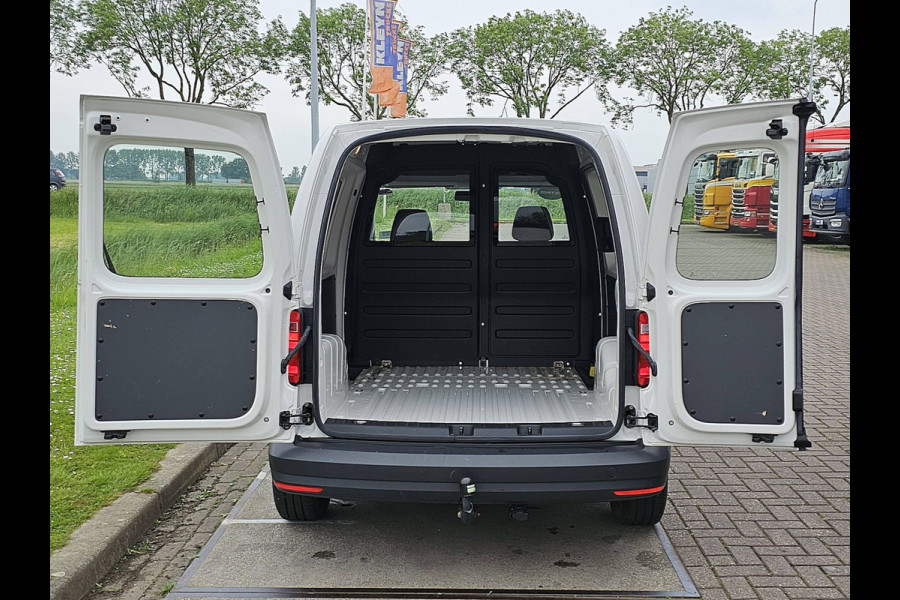 Volkswagen Caddy 1.0 TSI L1H1 BMT airco, zijdeur, trekhaak, 25 dkm.!!!