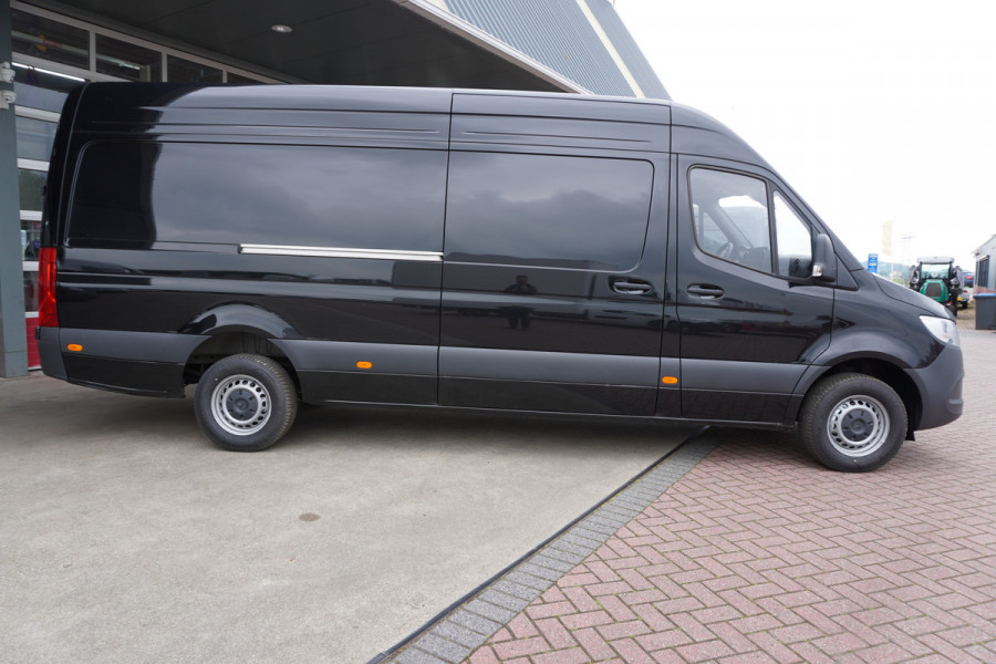 Mercedes-Benz Sprinter 317CDI 170PK L3H2 RWD Automaat Nr. V105 | Airco | Navi | Cruise | Camera | All season