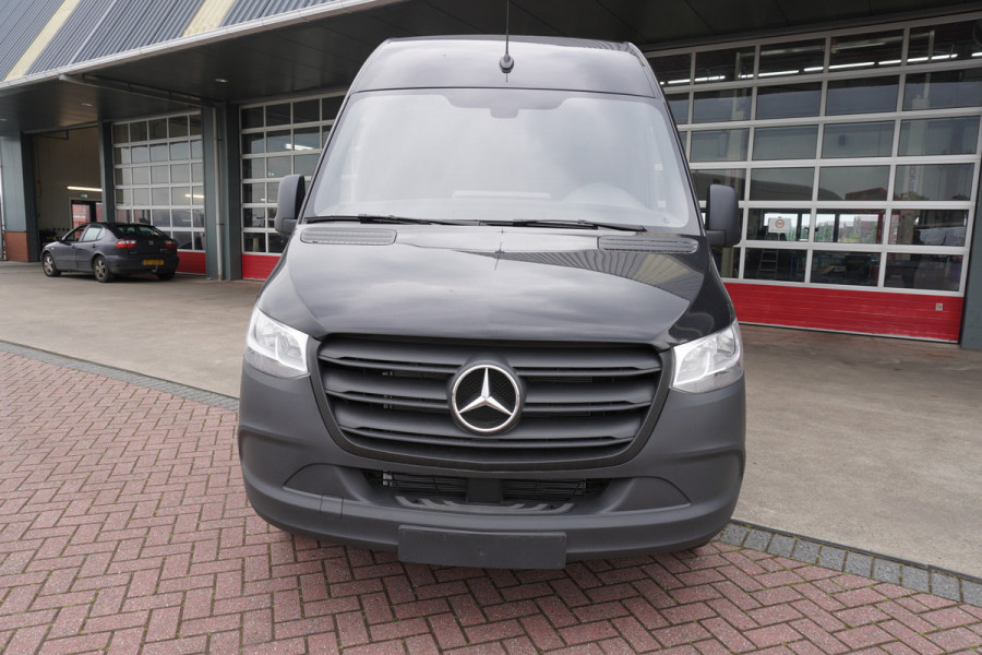 Mercedes-Benz Sprinter 317CDI 170PK L3H2 RWD Automaat Nr. V105 | Airco | Navi | Cruise | Camera | All season