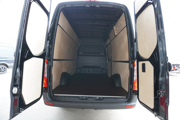 Mercedes-Benz Sprinter 317CDI 170PK L3H2 RWD Automaat Nr. V105 | Airco | Navi | Cruise | Camera | All season