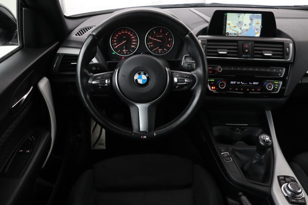 BMW 1-serie 118d M-Sport | Stoelverwarming | Full LED | Sportstoelen | Navigatie | Climate control | Alcantara | Trekhaak | Cruise control | Bluetooth