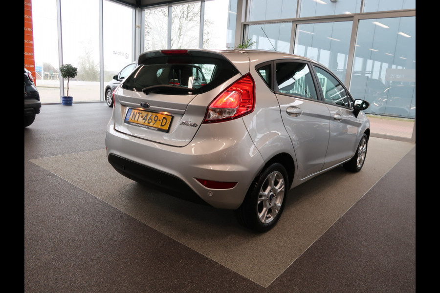 Ford Fiesta 1.0 Style Ultimate 80pk 5-drs. NAVI/CRUISE/AIRCO/PDC/15INCH
