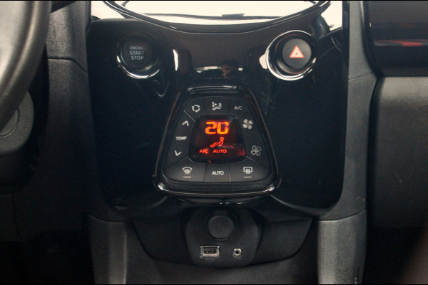 Peugeot 108 1.0 e-VTi Collection | Camera | Apple Carplay/Android Auto | Keyless Entry