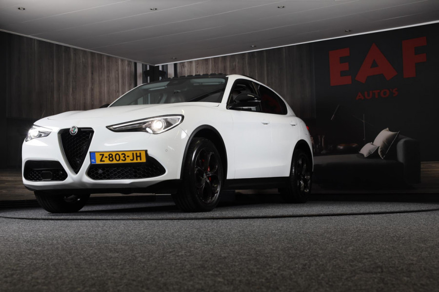 Alfa Romeo Stelvio 2.0 T AWD B-Tech / 280 PK / AUT / ACC / Camera / Navi / Leder / Open Panoramadak / Lane Assist / Led / Pdc / 20