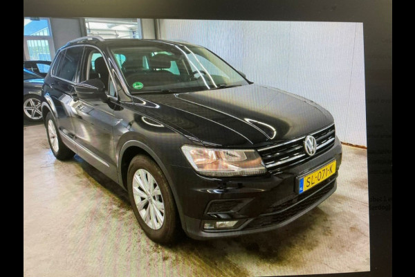 Volkswagen Tiguan 1.4 TSI ACT Comfortline Business Automaat - Panorama, Navi