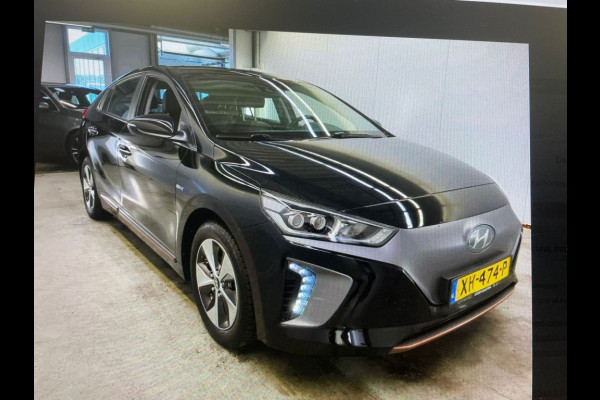 Hyundai IONIQ Premium EV 38kWh - Panorama, Camera, Leer (12.845 na Subsidie)