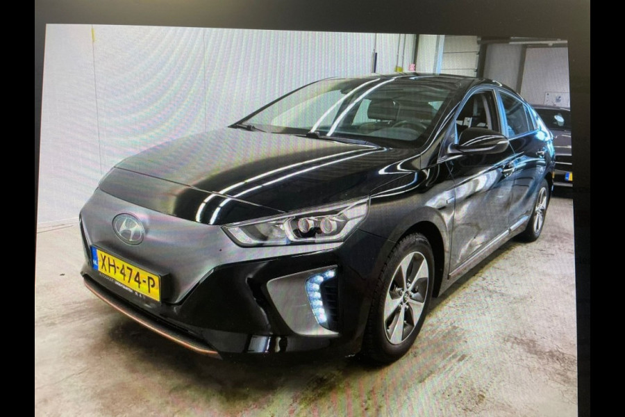 Hyundai IONIQ Premium EV 38kWh - Panorama, Camera, Leer (12.845 na Subsidie)