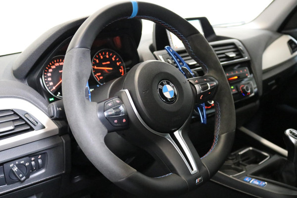 BMW 1-serie 116i Essential | Navi | NAP | M Sport | PDC | NL geleverd |