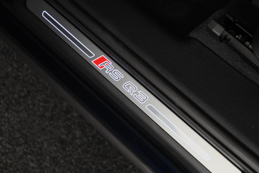 Audi RS Q3 Sportback TFSI RS Kleur Paleisblauw Audi Exclusive