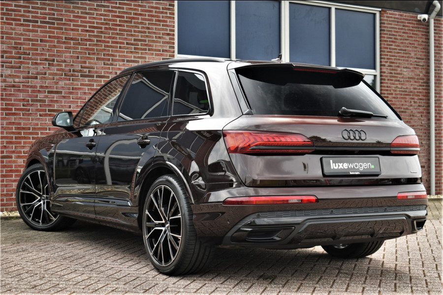 Audi Q7 60 TFSI e quattro Competition Pano Trekh S-zetels ACC Massage B&O 22inch Luchtv