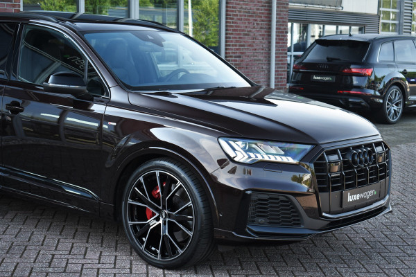 Audi Q7 60 TFSI e quattro Competition Pano Trekh S-zetels ACC Massage B&O 22inch Luchtv