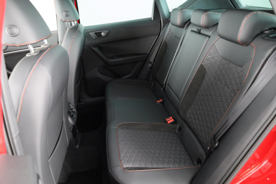 Seat Ateca FR Business Intense 1.5 TSI 150 pk 7 versn. DSG Panoramadak | Full-Link | Navigatie |  Parkeersensoren incl Park-assist | Stoelverwarming