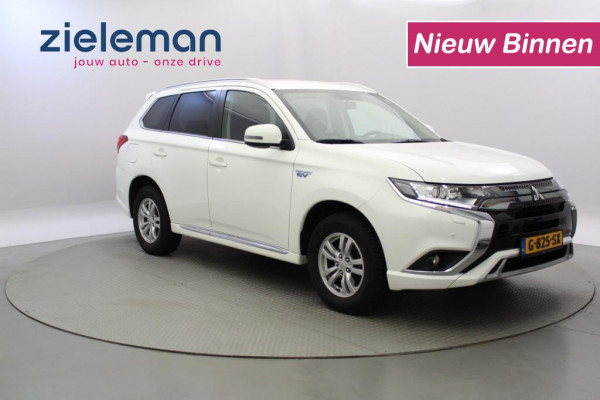 Mitsubishi Outlander 2.4 PHEV Pure 4WD - Carplay, Camera, Trekhaak