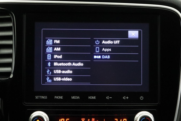 Mitsubishi Outlander 2.4 PHEV Pure 4WD - Carplay, Camera, Trekhaak