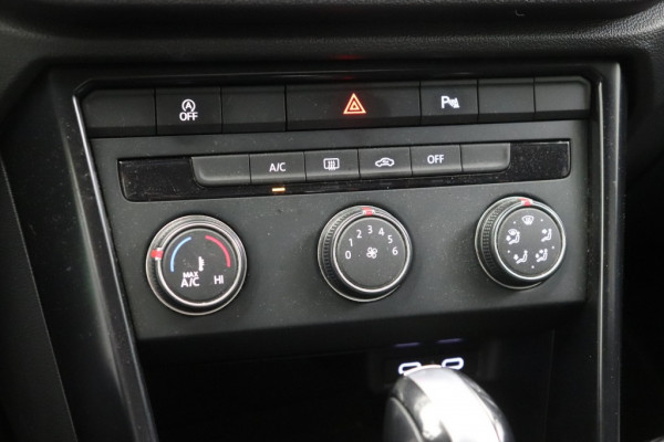 Volkswagen T-Roc 1.5 TSI Comfortline Automaat 150PK - Carplay, Navi, Cruise