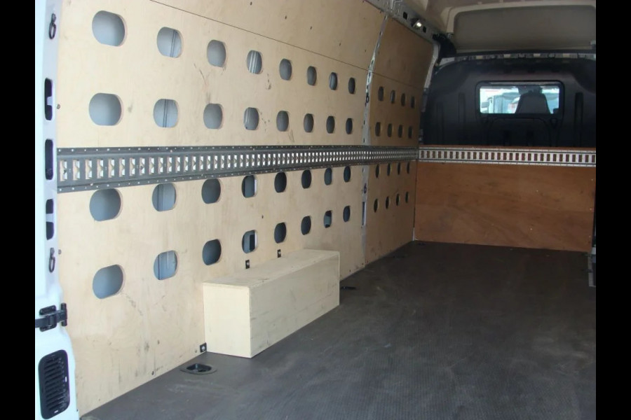 Renault Master 145.35 L4H3 RWD EL GESLOTEN - EURO 6 - VVL-64-Z