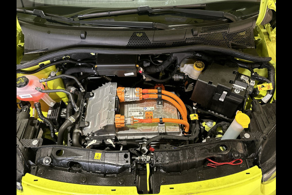 Abarth 500e Cabrio Turismo 42 kWh Achteruitrijcamera | Cruise control | Dodehoek detector | Elektrisch bedienbare kap Direct Rijden |