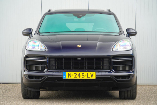 Porsche Cayenne 4.0 Turbo / 550 PK / Sport Chrono / Pano / Side assist / PDCC / Nw. Prijs 235k / 360 camera