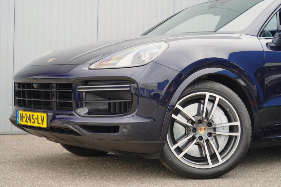 Porsche Cayenne 4.0 Turbo / 550 PK / Sport Chrono / Pano / Side assist / PDCC / Nw. Prijs 235k / 360 camera