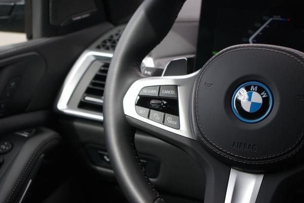 BMW X5 xDrive50e 490 PK M-Sport *WORDT-VERWACHT*, Elektrische Trekhaak, Sportstoelen