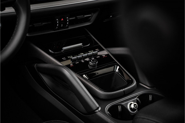 Porsche Cayenne Coupé 3.0 E-Hybrid - Sport Chrono l Panorama l Luchtvering l Memory