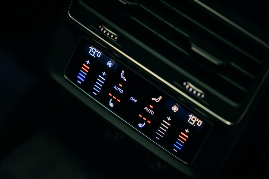 Audi RSQ8 4.0 TFSI Q8 quattro | Uniek Designo Olive green metallic | Full Urban | 24" Vossen |